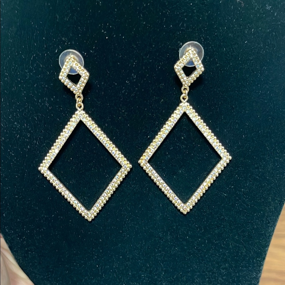 Elegant Gold Square Drop Earrings